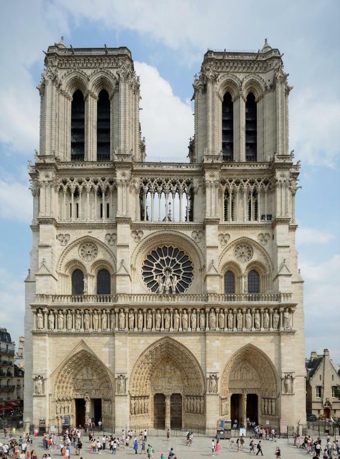 Love Nest In Saint-Michel Paris Eksteriør billede